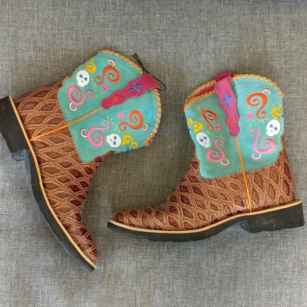 Ariat  sugar skull boot